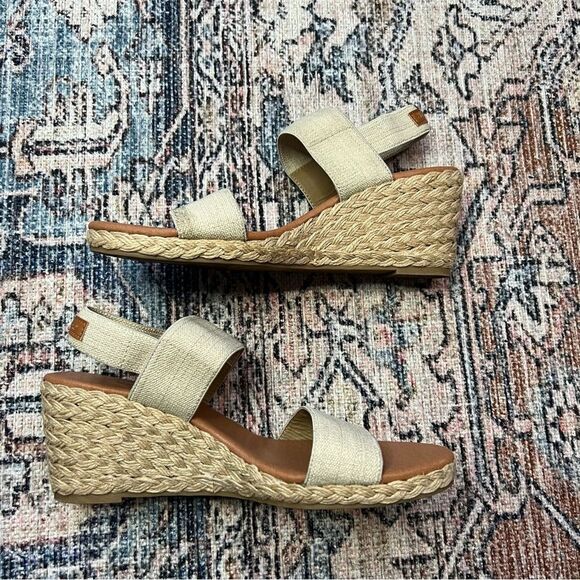 Tommy Bahama Sakura Stretch-Raffia Wedges Size 9.5 Natural Tan - Picture 10 of 12